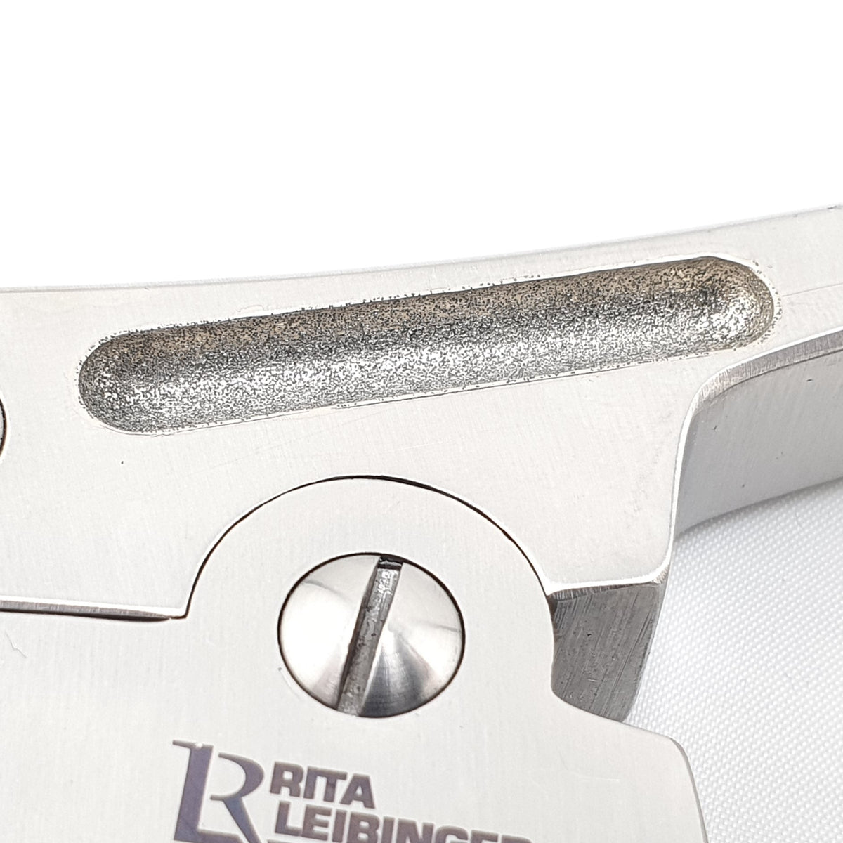 Bone Plate Cutter with Deburring Groove